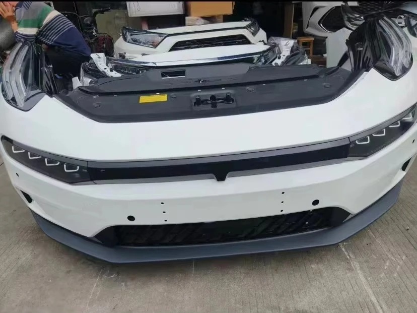 Auto Parts Original Front Bumper Assembly with Headlight for ZEEKR 001 Car Bumpers